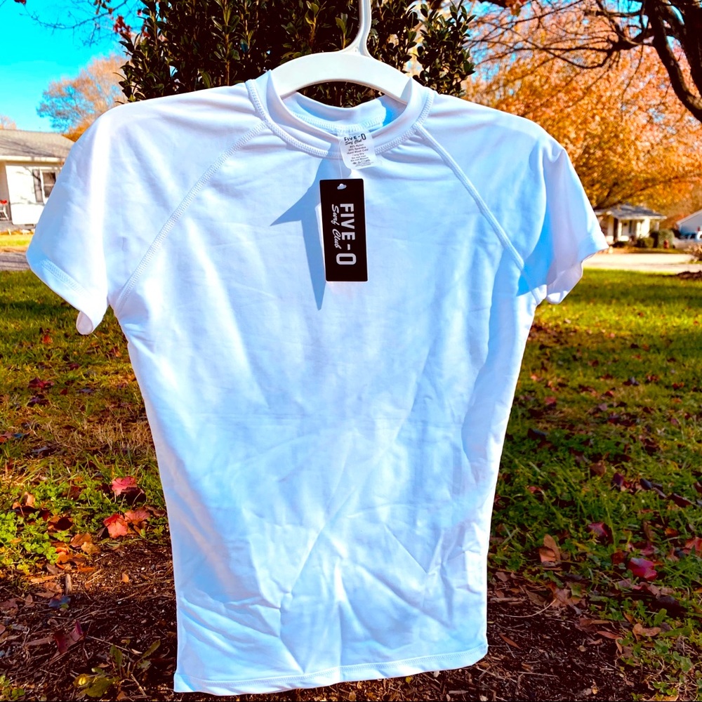 Five-O Surf Club White Surf Shirt Size Small